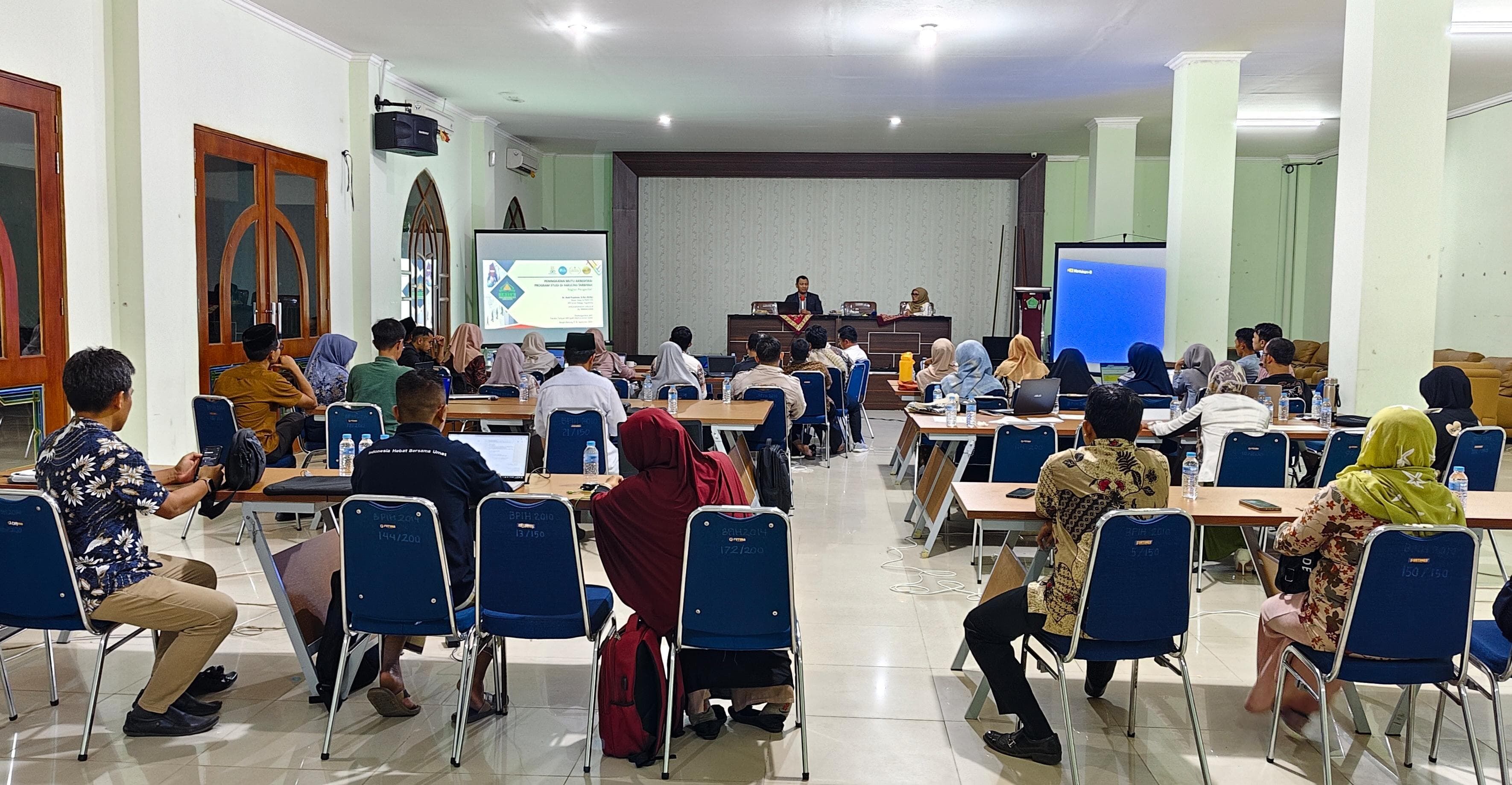 Fakultas Tarbiyah Laksanakan Workshop Peningkatan Mutu Program Studi