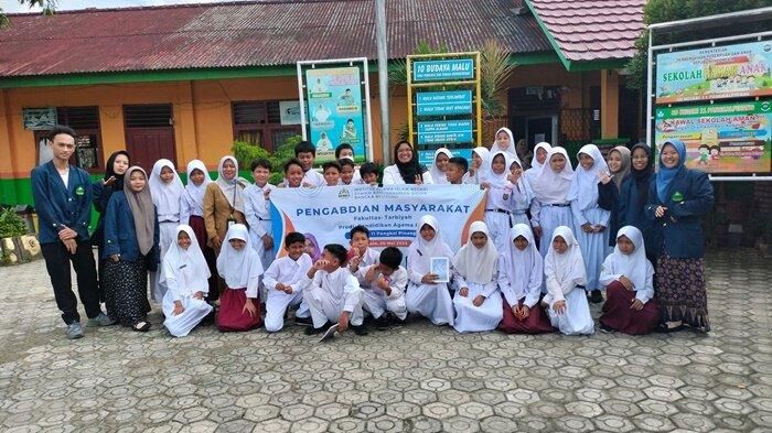 MAHASISWA PRODI PAI FAKULTAS TARBIYAH IAIN SYAIKH ABDURRAHMAN SIDDIK BANGKA BELITUNG MELAKUKAN PROJEK PENGUATAN PROFIL PELAJAR PANCASILA